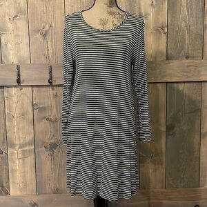 Pinc Charcoal gray/white knit a-line tent long-sleeve  T-shirt dress size XL